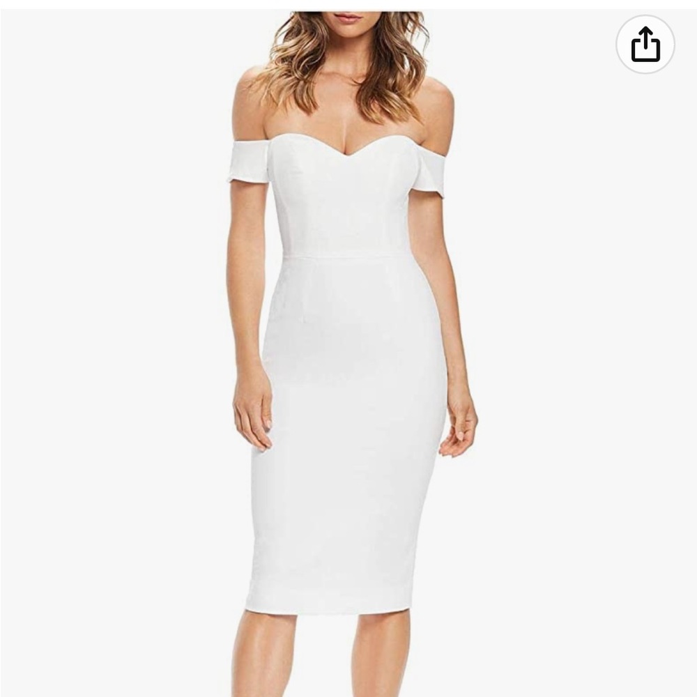 NWT runs small! Dress the Population Bailey dress